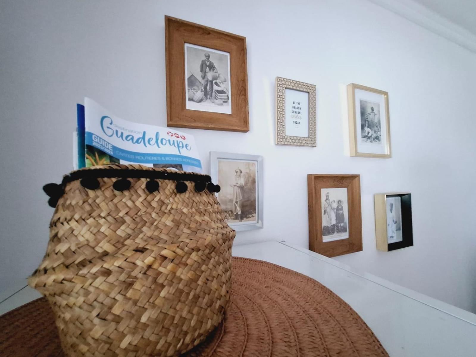 Studio dans village vacances accès plage privée Sainte-Anne  Extérieur photo